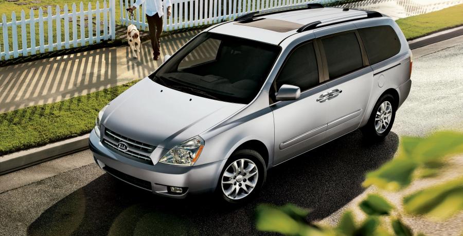  Kia Sedona 2006 года  (фото 37 из 50)